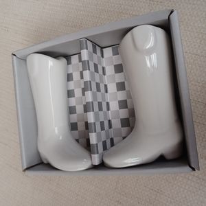 Dolly Parton White Cowboy Boot Salt and Pepper Shakers New
